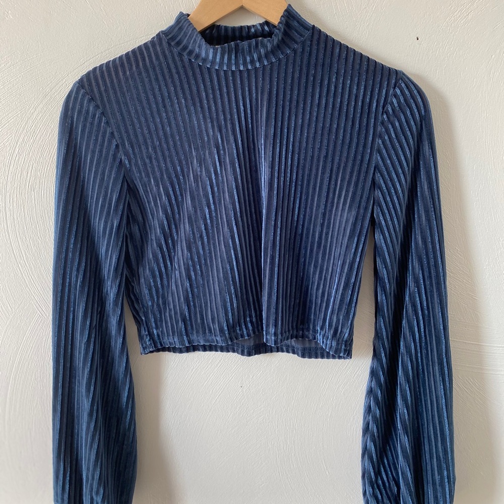 Shein Turtle Neck Crop Top